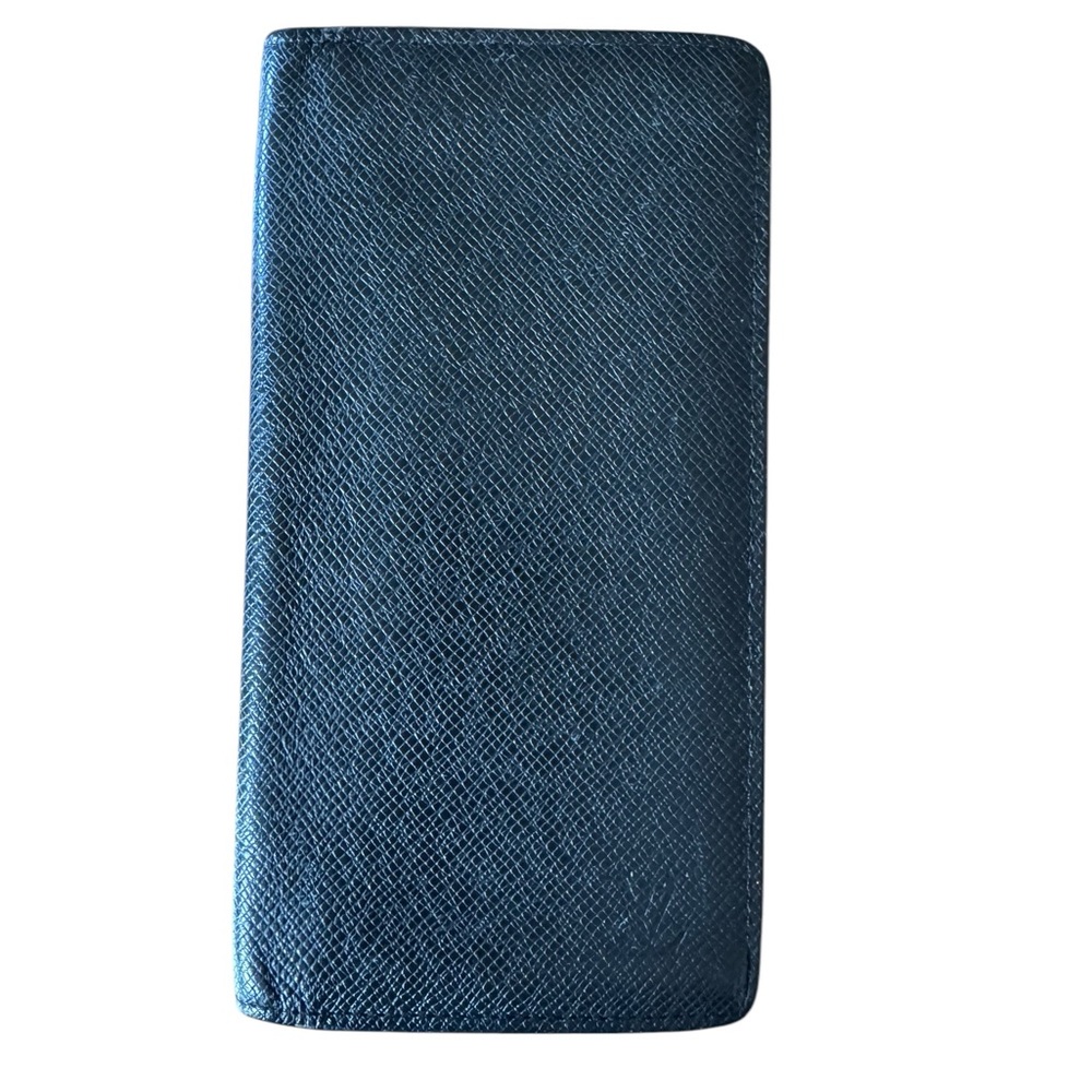 Louis Vuitton Taiga Leather Bifold Wallet/Passport Holder - Black